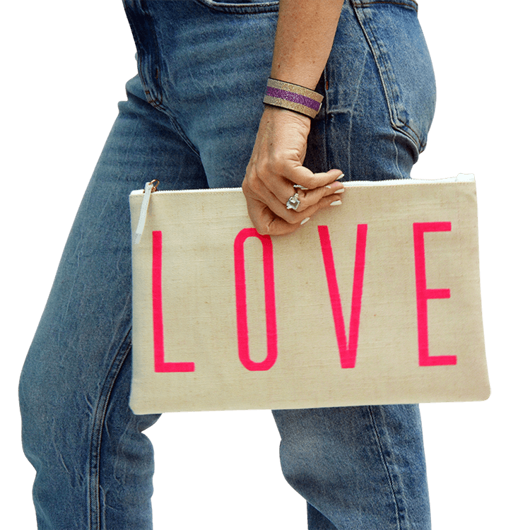 Small Love Pouch - Cream With Neon Pink Love - Blanco Bags